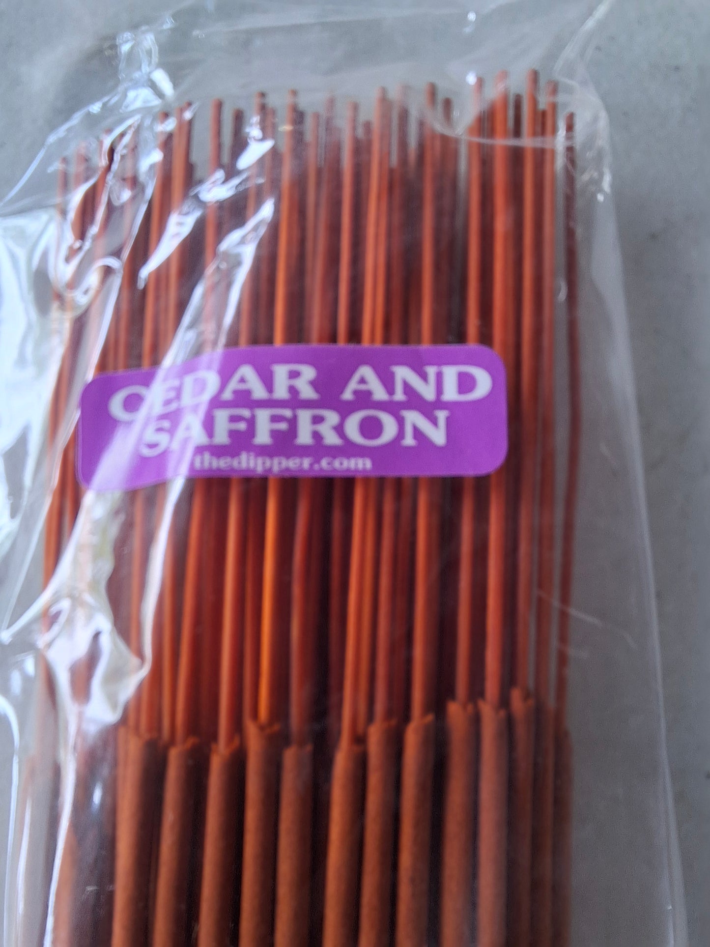 The Dipper Cedar and Saffron 11 Inch Incense Sticks - 100 Sticks