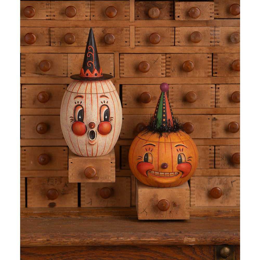Figurines Jackie Yell-O-Ween by Johanna Parker for Bethany Lowe Designs JP4030 69 $ Shop All Quirks! Stew's Incense