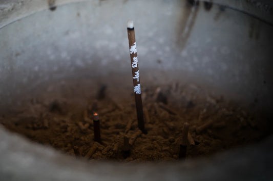 How to Safely Burn Incense Tips and Precautions