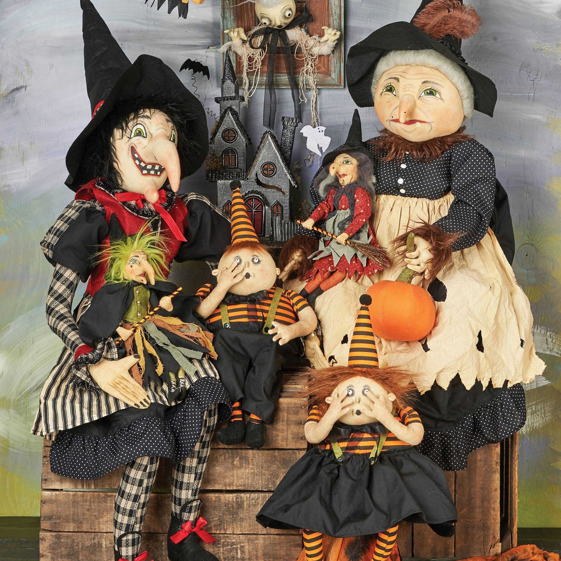 Seasonal Decor, Halloween Queenie Spooky Girl Gathered Traditions Art Doll FGS75663 69 $ Quirks! Stew's Incense