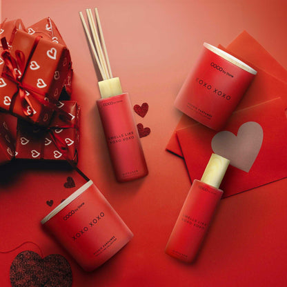 Smells Like Candle 15oz Smells Like XOXO XOXO Candle GLV15-1-2023 38 $ Candles Stone Candles Stew's Incense