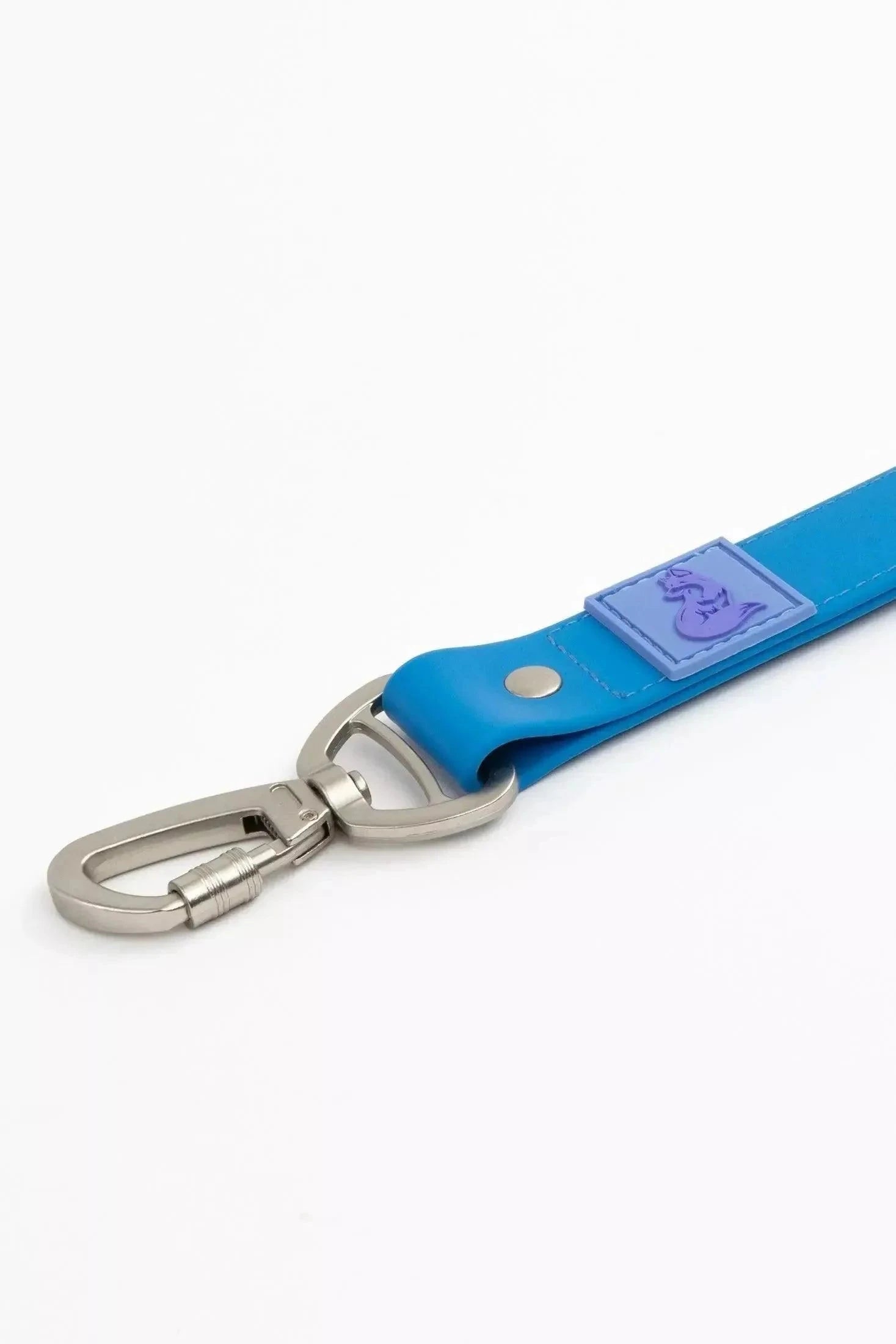 Leash Dockside Adventures Waterproof Dog Leash LE24DA01 39 $ Shop All Aria the Fox Stew's Incense