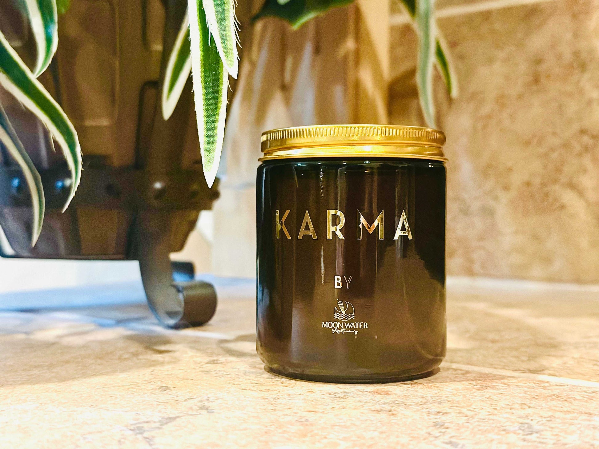  KARMA CANDLE - HIDDEN CRYSTALS INSIDE! Organic Soy 8oz, Insanely long lasting! sku-41613126533210 32 $ Shop All Moon Water Apothecary Stew's Incense