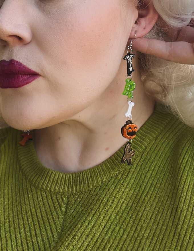 Brooches & Lapel Pins Trick or Treat Earrings by Lipstick & Chrome ER-133 14 $ Halloween Quirks! Stew's Incense