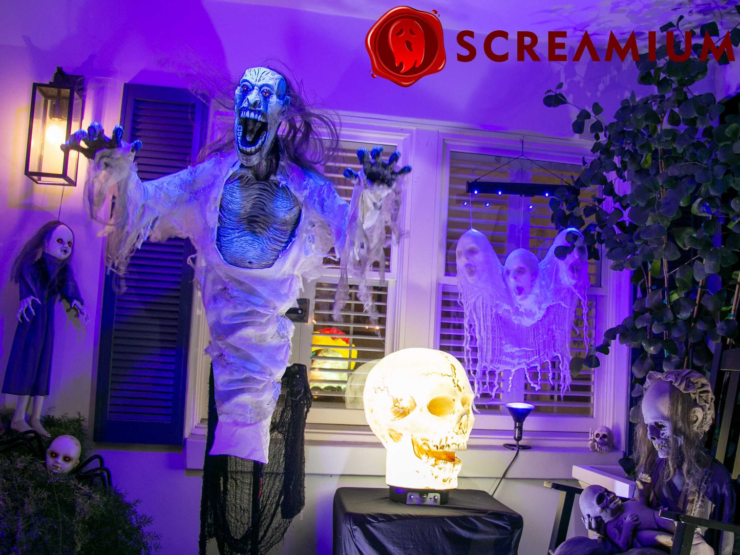 Halloween Giant Skull Animatronic Lamp Prop 20-Inch-Tall Heavy Duty Polyresin Halloween Decoration SCREAMIUM-MPN-10003 179 $ SCREAMIUM Stew's Incense