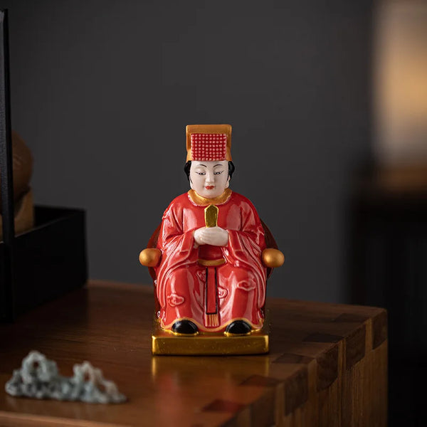 The statue of Mazu, the deity statue, the Buddha statue, the safety guarantee ornament, the sea god of Meizhou Island, the Heave