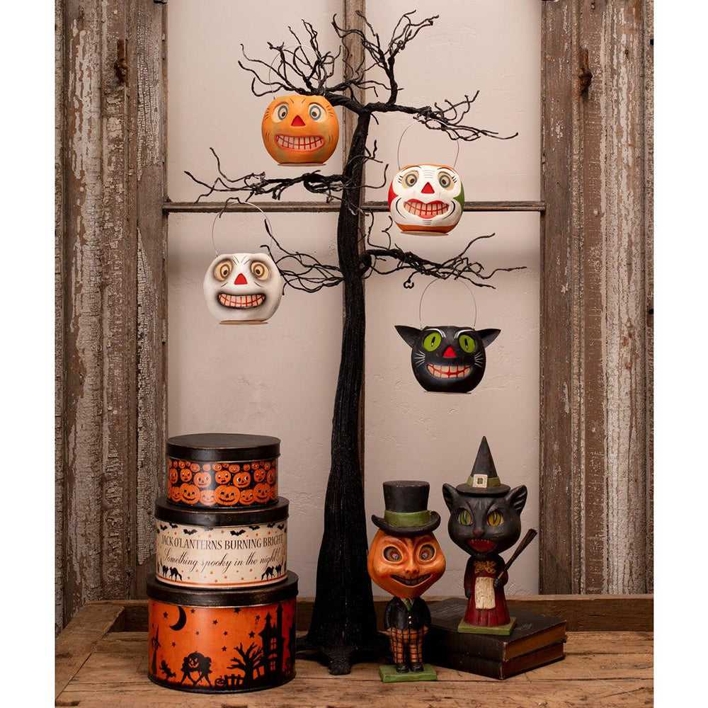 Figurines Catrina Whisker Witch by Bethany Lowe Designs TD4152 98 $ Shop All Quirks! Stew's Incense