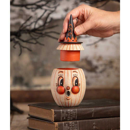 Figurines Gourdy White-O-Ween by Johanna Parker for Bethany Lowe Designs JP4032 69 $ Shop All Quirks! Stew's Incense