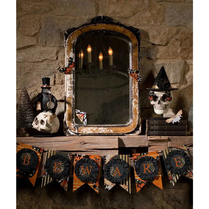 Figurines Moth Skull by Bethany Lowe Designs TD2227 169 $ Shop All Quirks! Stew's Incense