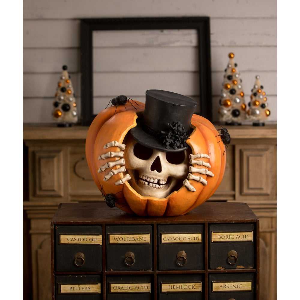 Figurines Peek-A-Boo Skelly by Bethany Lowe Designs TD3135 299 $ Shop All Quirks! Stew's Incense